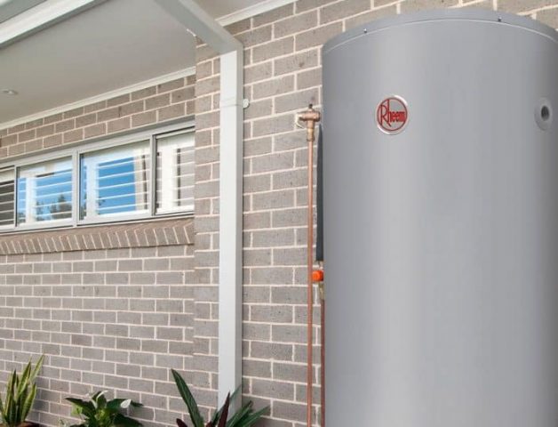 Electric water heater — Solar Power Services in Bateau Bay, NSW